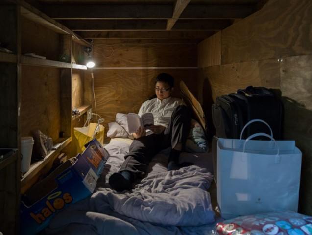 Отель с крохотными номерами в Японии Отель с крохотными номерами в Японии